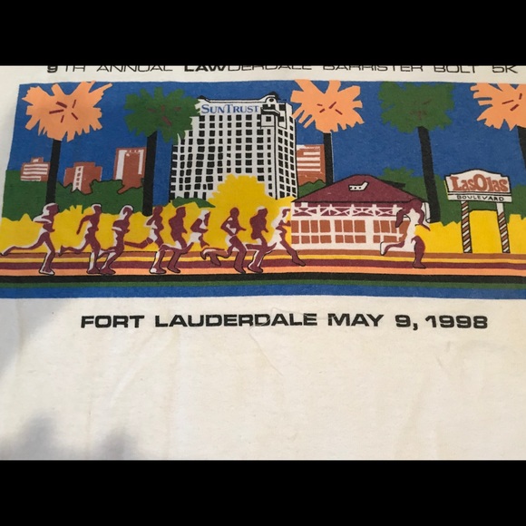 GRAPHIC TEE SHIRT - Picture 4 of 9